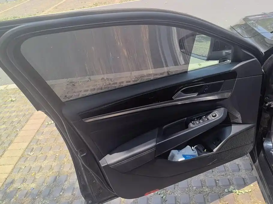 Volkswagen Passat — миниатюра 7