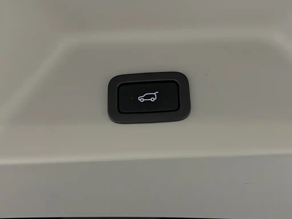 Land Rover Range Rover — миниатюра 32