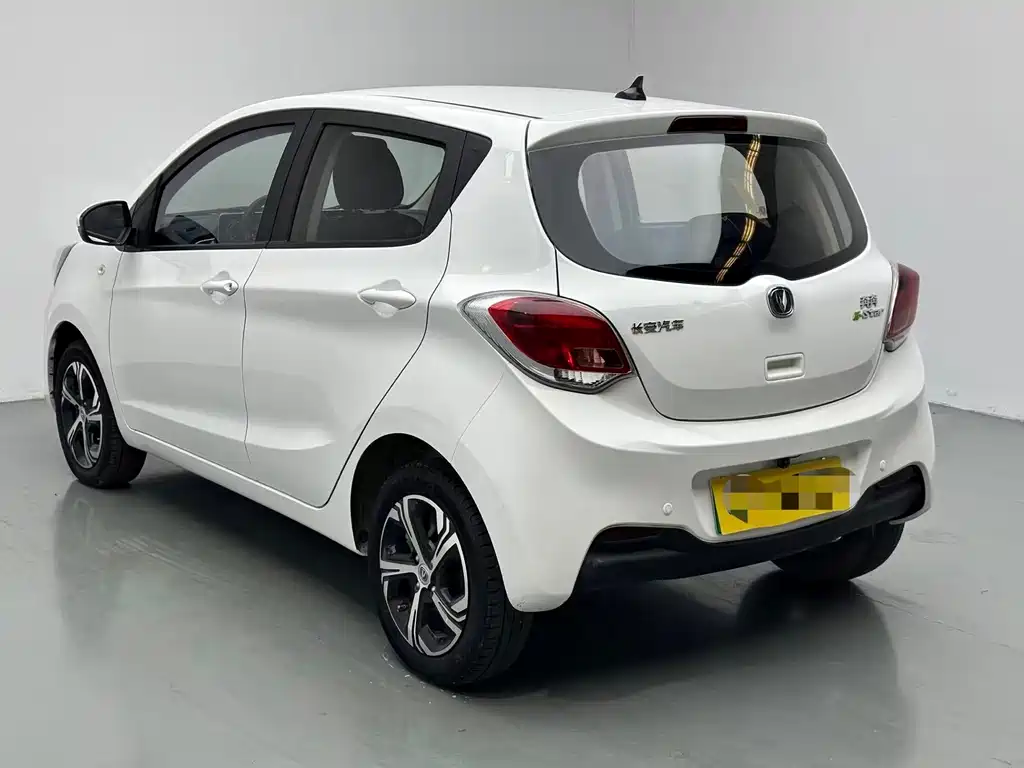 Changan Benben E-Star — миниатюра 7