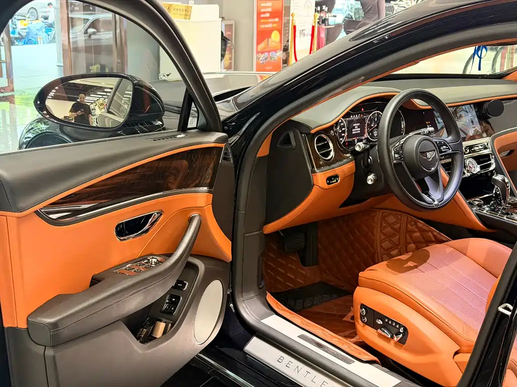 Bentley Flying Spur — миниатюра 14