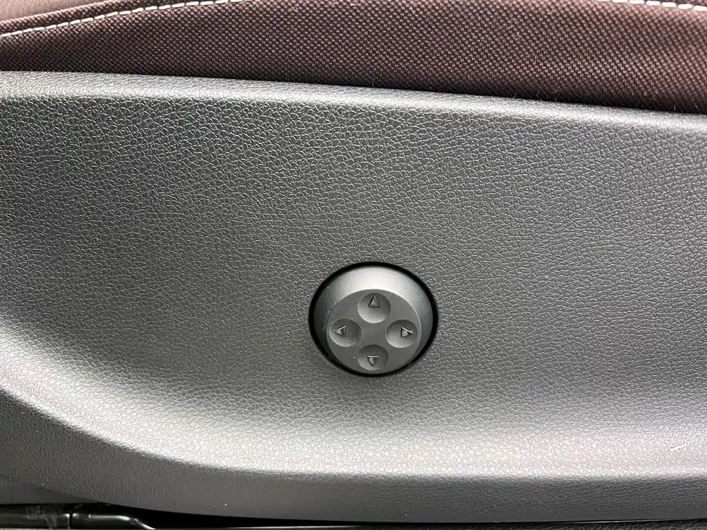 MERCEDES-BENZ V CLASS