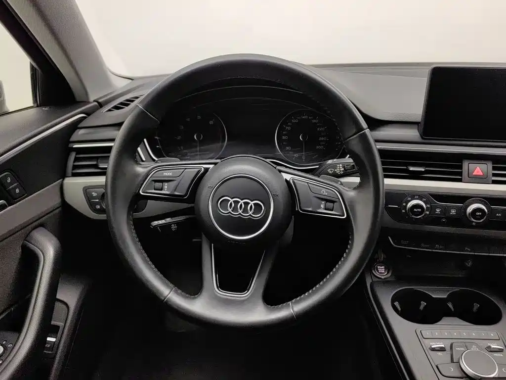Audi A4L — миниатюра 11