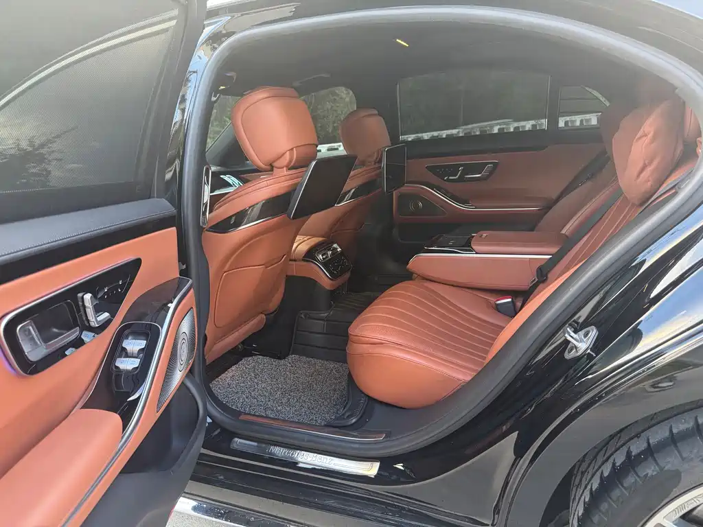 Mercedes-Benz S-Class — миниатюра 5