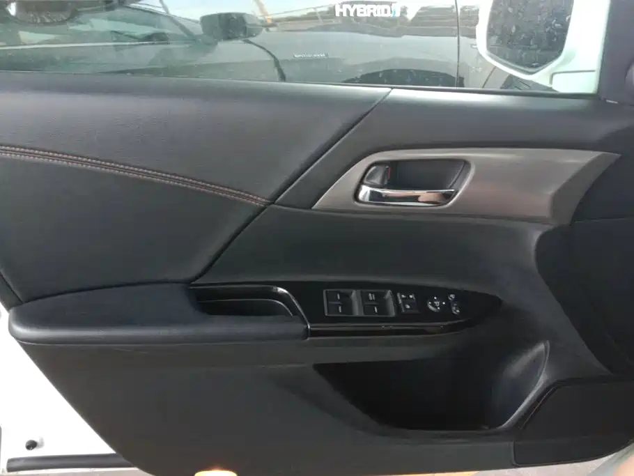 Honda Accord — миниатюра 7