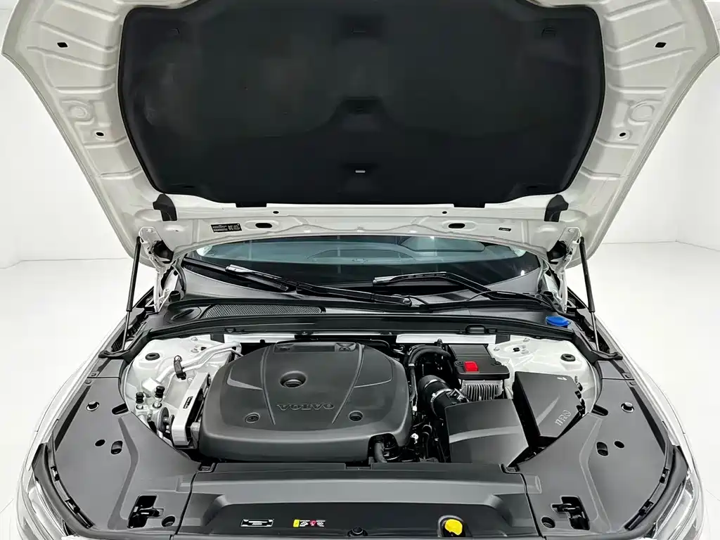 Volvo V90 — миниатюра 15