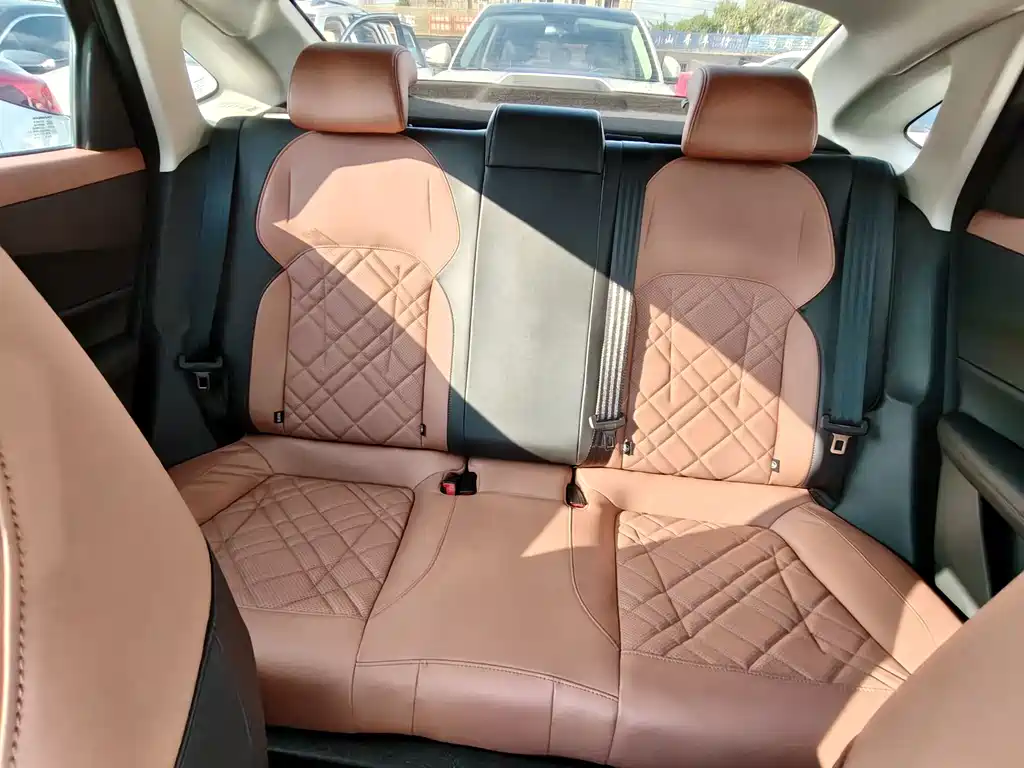 Changan Eado — миниатюра 6