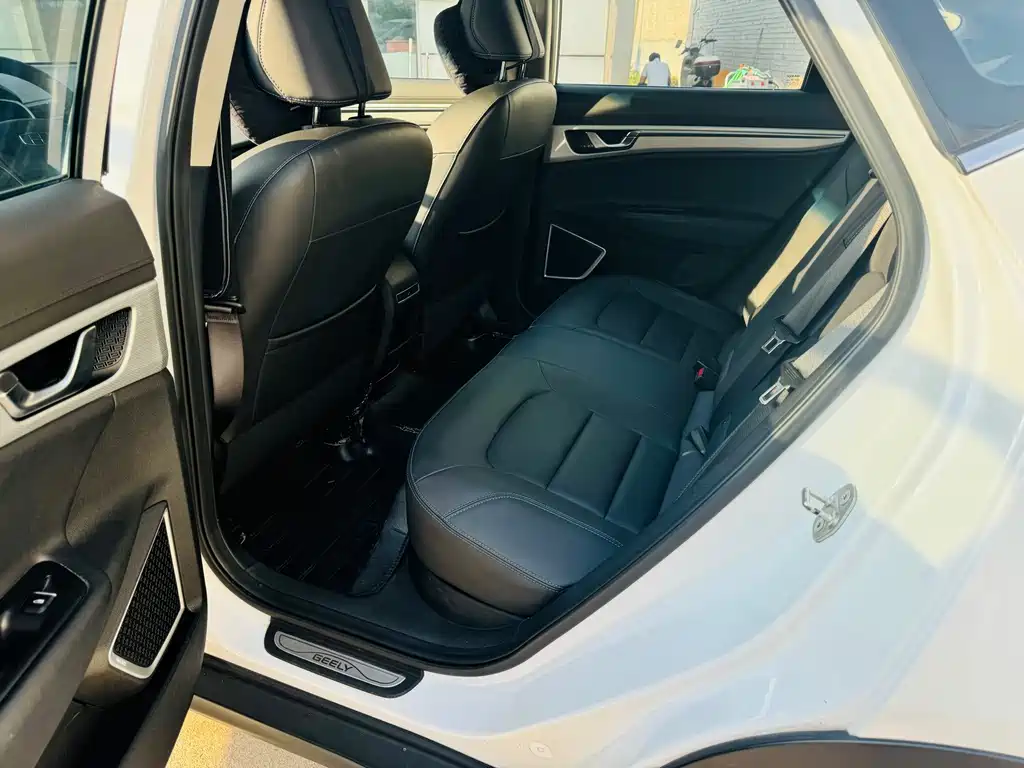 Geely GSe — миниатюра 5