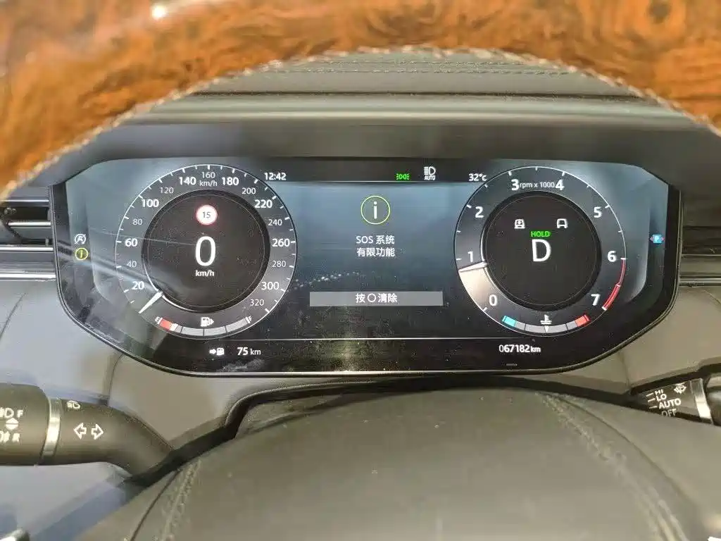 Land Rover Sport — миниатюра 5