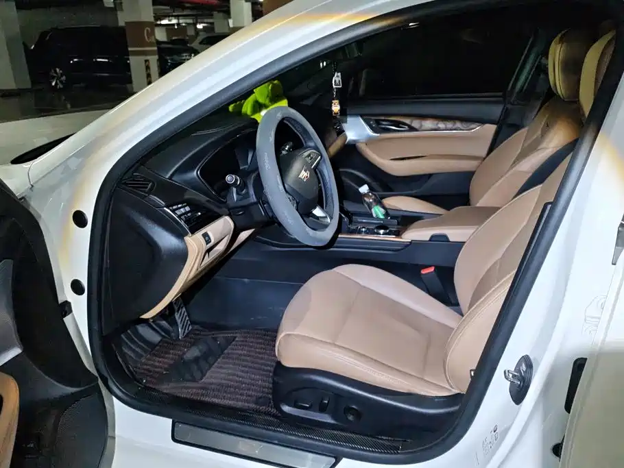 Cadillac CT5 — миниатюра 9