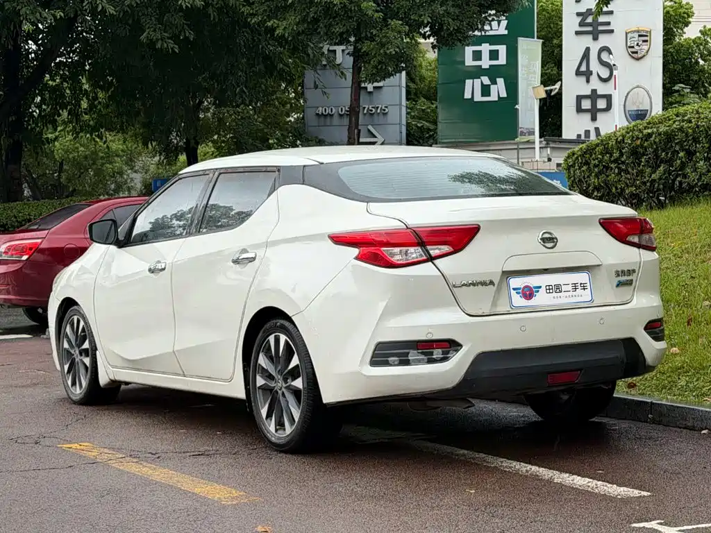 Nissan Bluebird — миниатюра 4