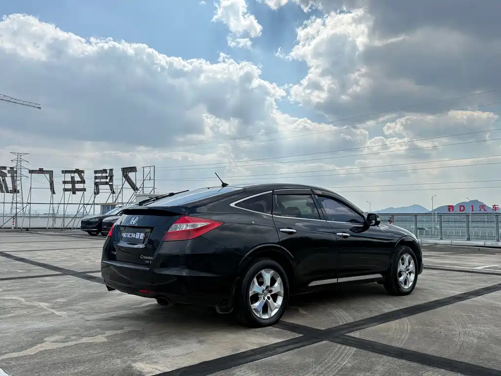 Honda Crosstour — миниатюра 6
