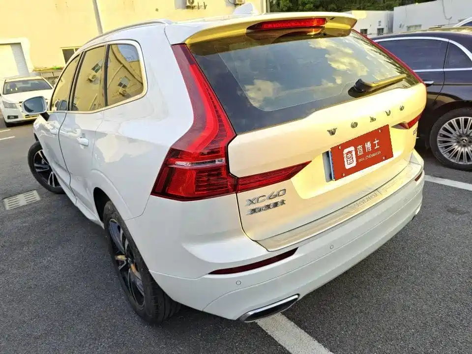 Volvo XC60 — миниатюра 4