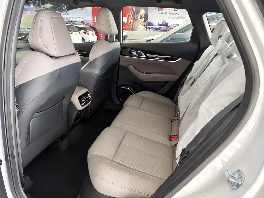 GEELY AUTOMOBILE BOYUE L