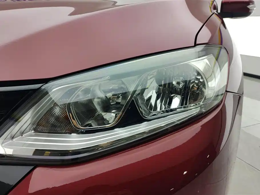 Nissan Tiida 2020 1.6L CVT