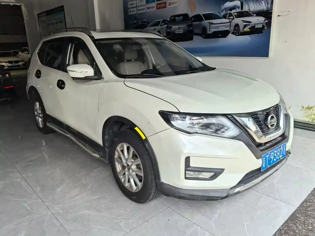 Nissan X-Trail — миниатюра 2