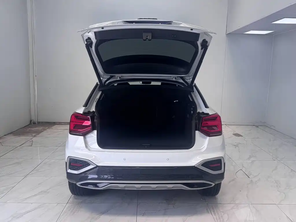 Audi Q2L — миниатюра 16