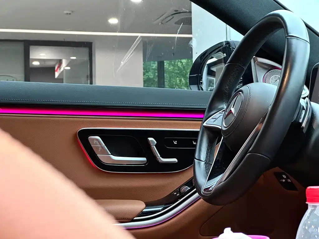 Mercedes-Benz S-Class — миниатюра 21