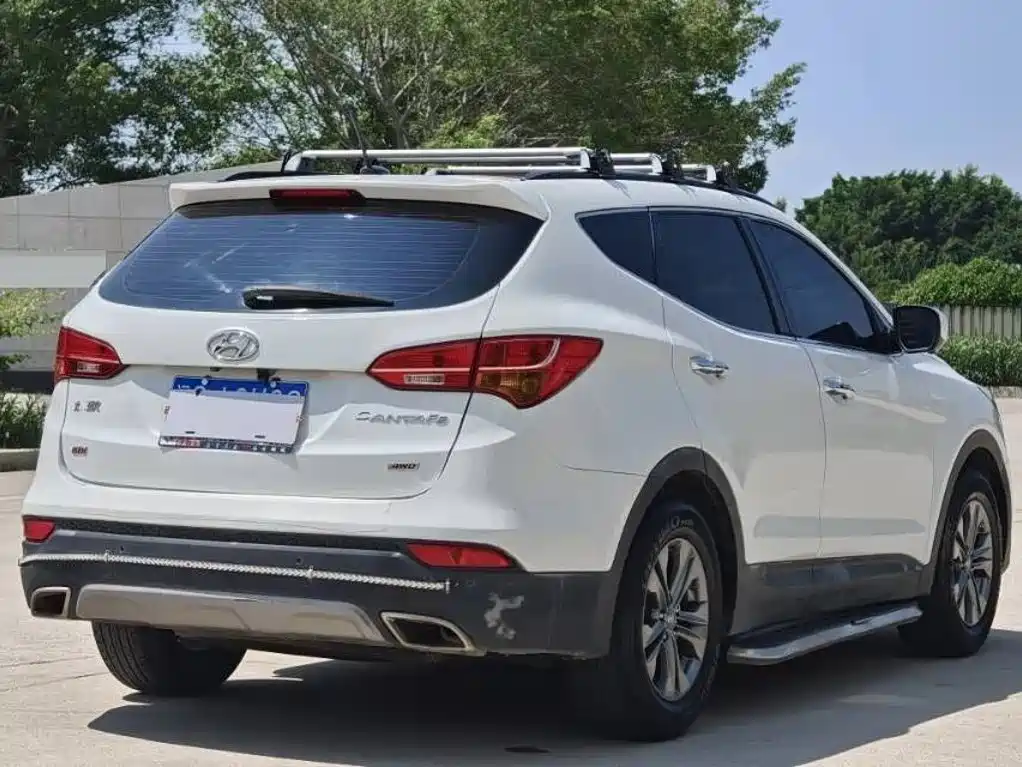 Hyundai Santa Fe — миниатюра 6