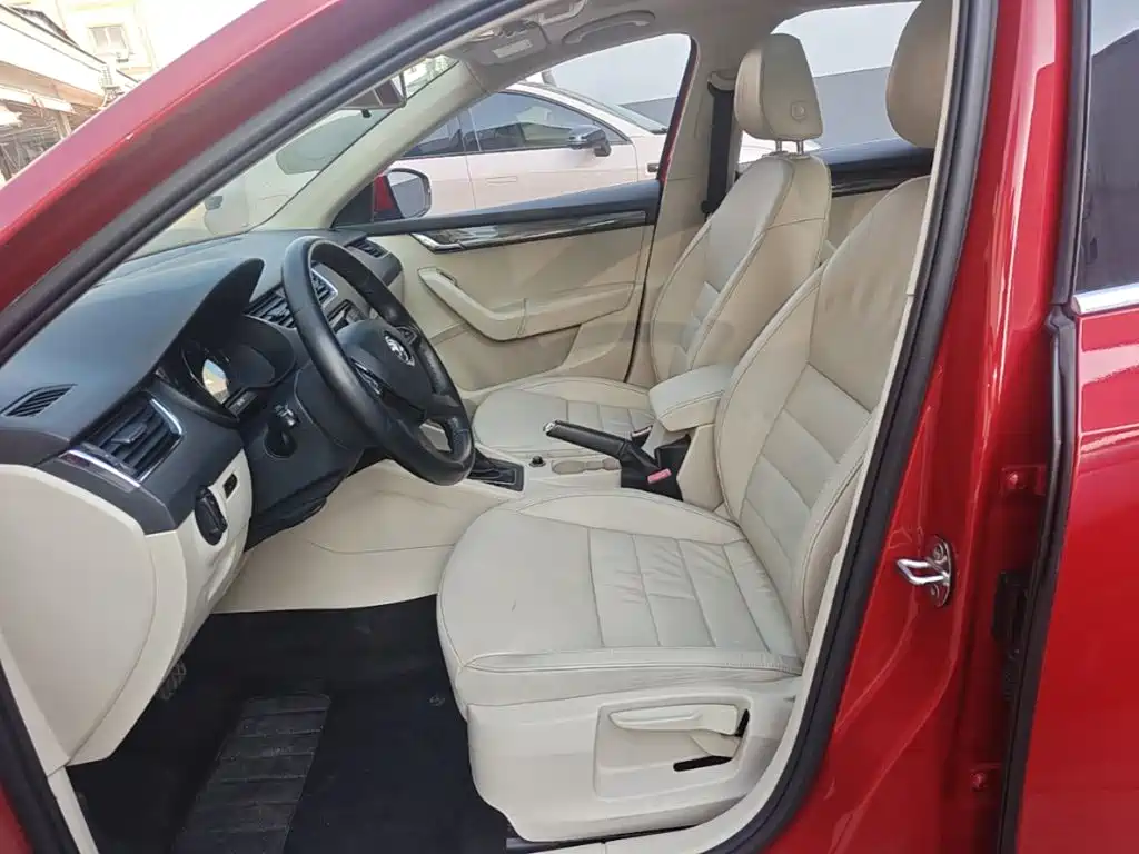 Skoda Octavia — миниатюра 15