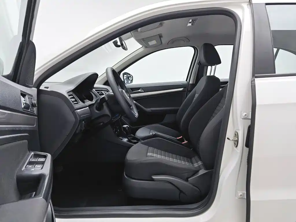 Volkswagen Lavida — миниатюра 10