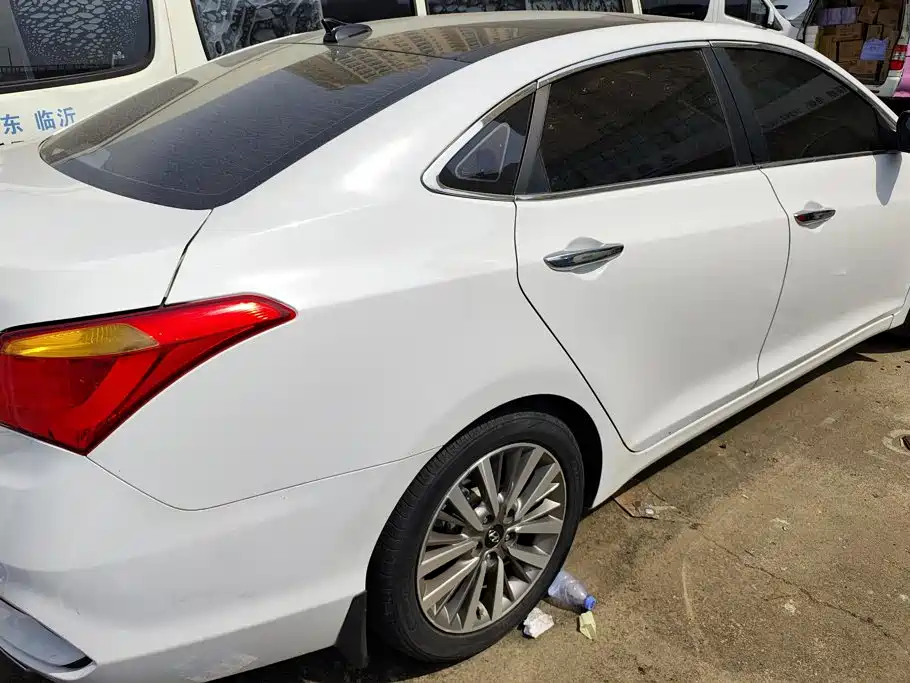 Hyundai Mistra — миниатюра 3