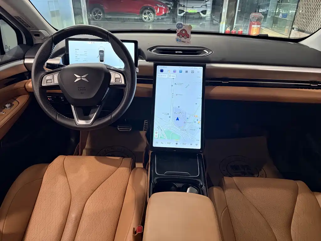 XPeng P5 — миниатюра 10