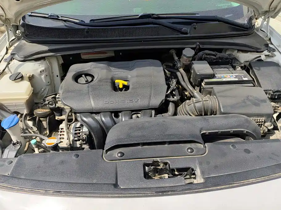 Hyundai Mistra — миниатюра 10