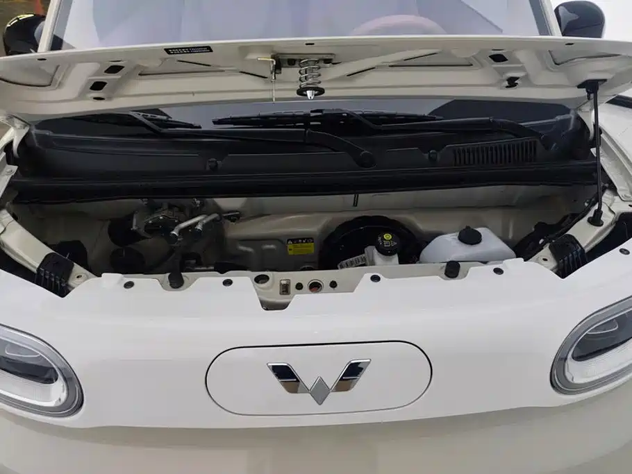Wuling MINIEV — миниатюра 10