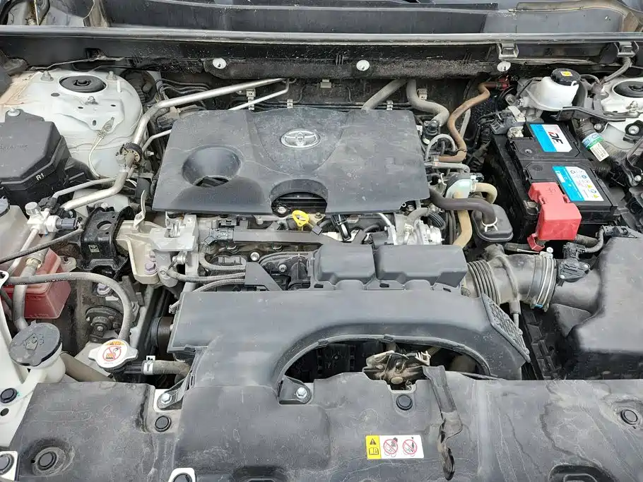 Toyota RAV4 — миниатюра 10