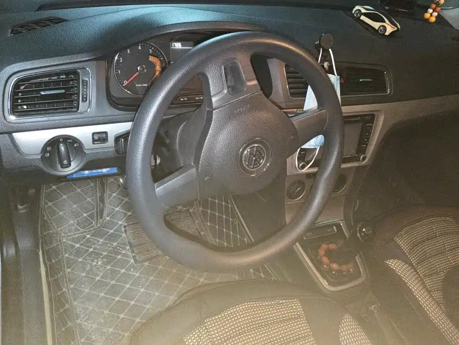 Volkswagen Lavida — миниатюра 15
