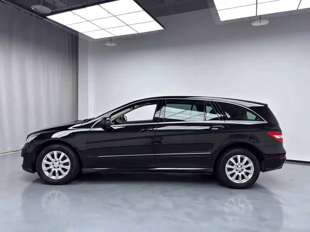 Mercedes-Benz R 2015 R 320 4MATIC Luxury