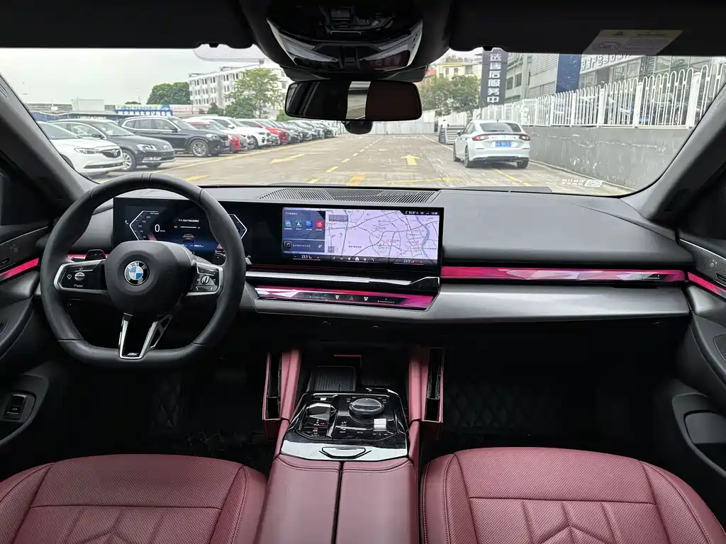 BMW 5 Series — миниатюра 10