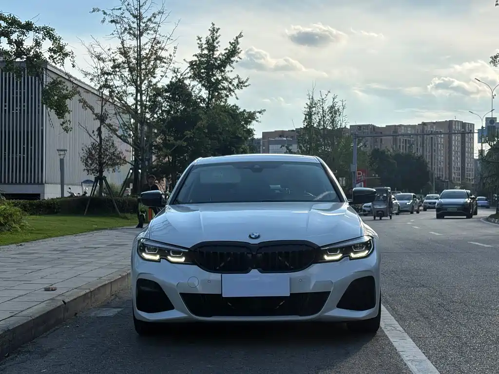 BMW 3 Series — миниатюра 2