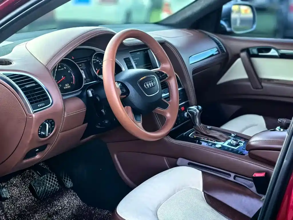 Audi Q7 — миниатюра 7