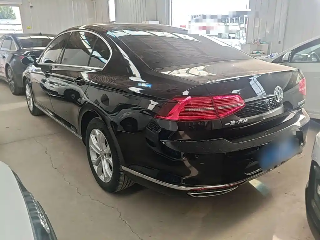 Volkswagen Magotan — миниатюра 5