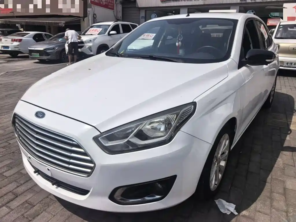 Ford Escort 2016