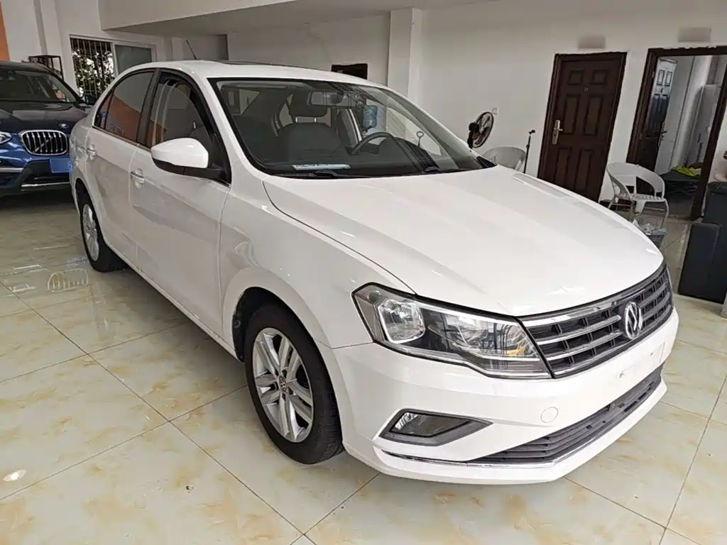 Volkswagen Jetta — миниатюра 4