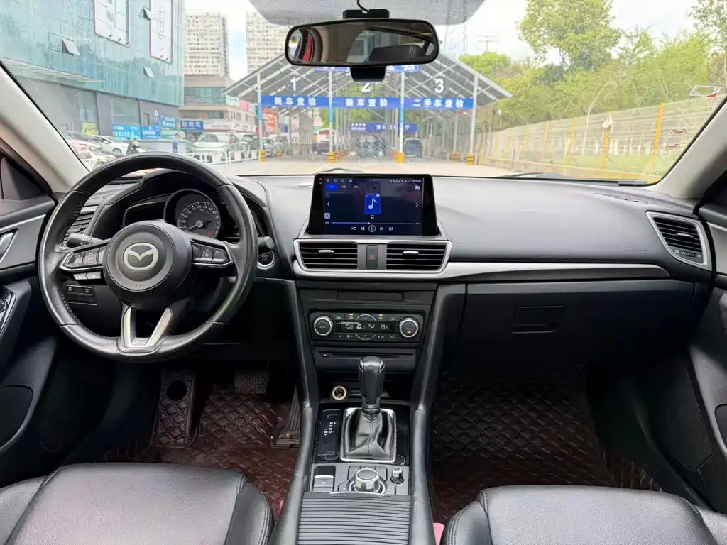 Mazda Mazda3 3 2017 2.0L AT Sport VI