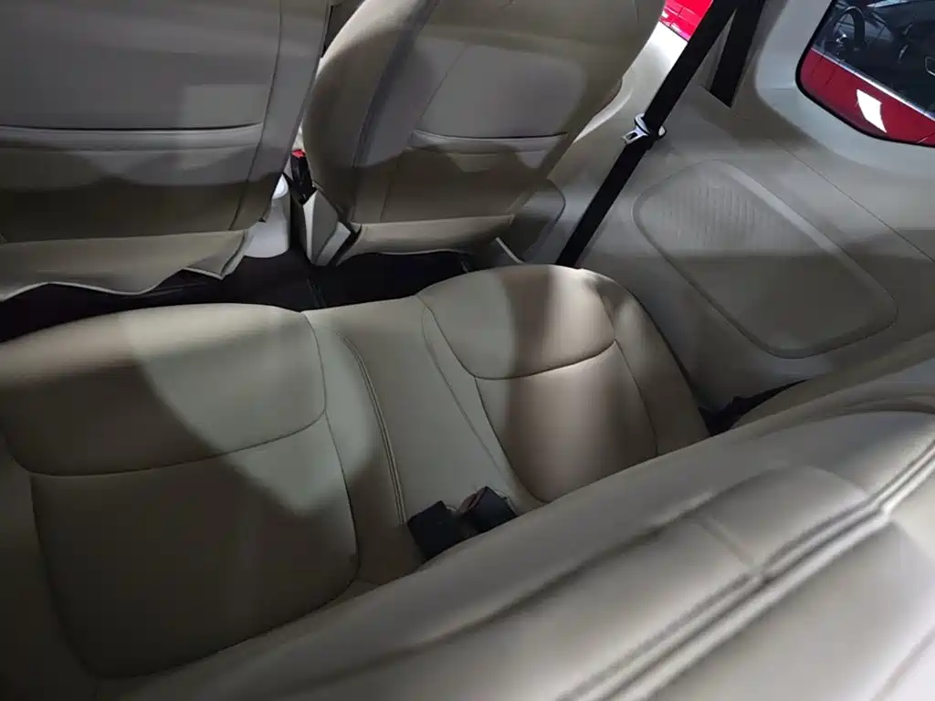 Wuling MINIEV — миниатюра 17