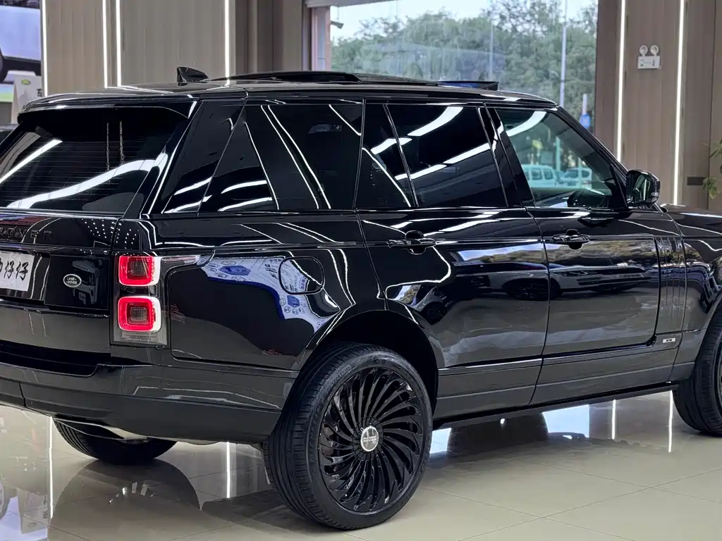 Land Rover Range Rover — миниатюра 15