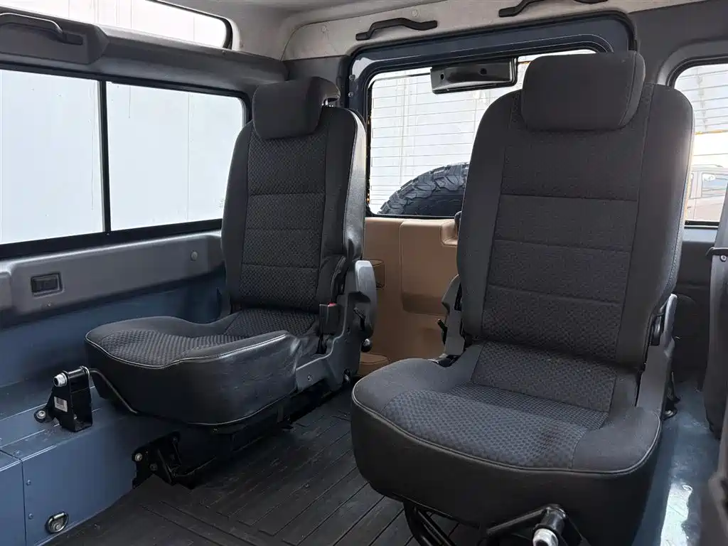 Land Rover Land Rover Defender