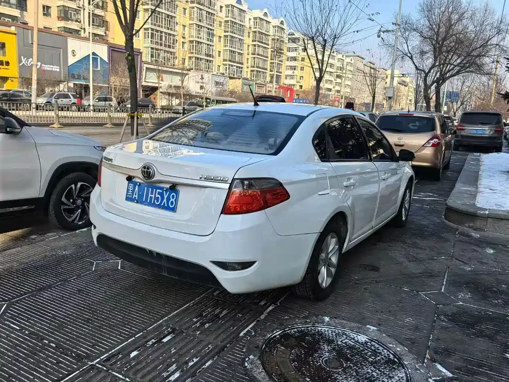 Zhonghua H330 — миниатюра 5
