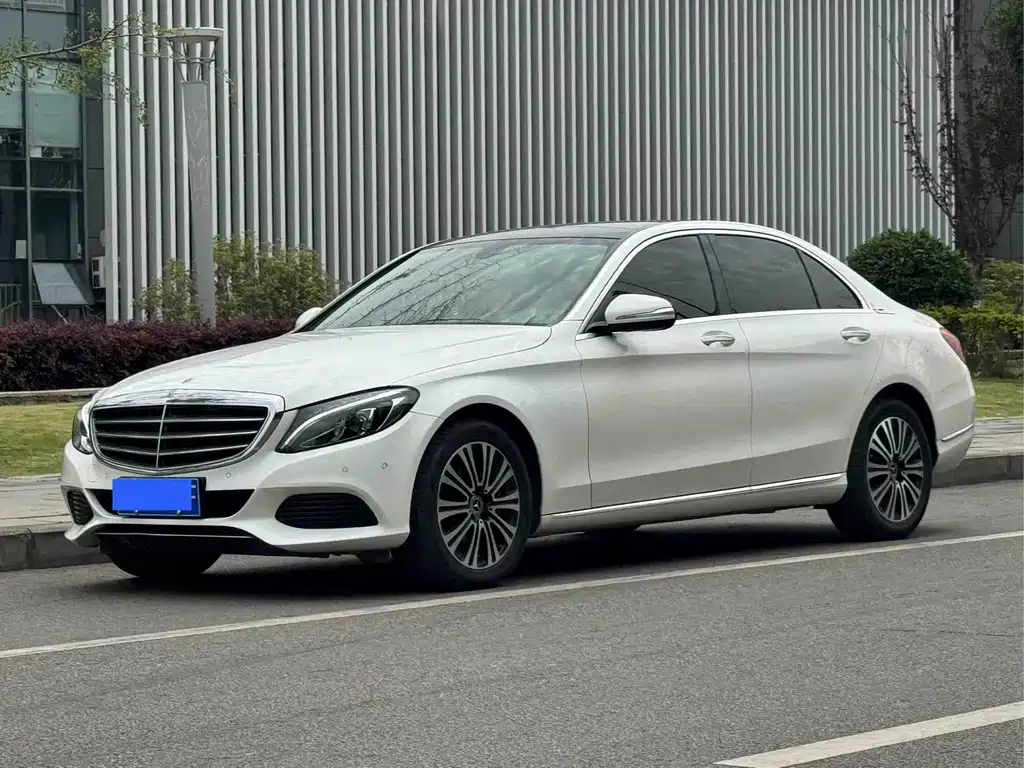 Mercedes-Benz C-Class 2018