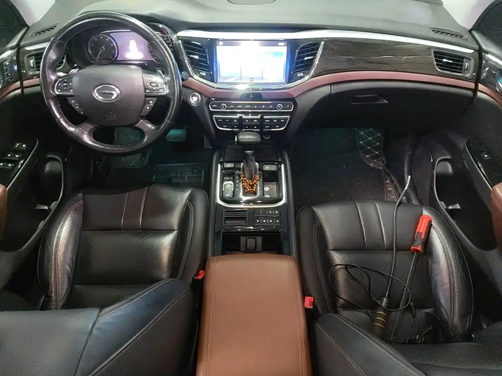 GAC GS8 2017 320T Luxury Smart Connect （ мест）