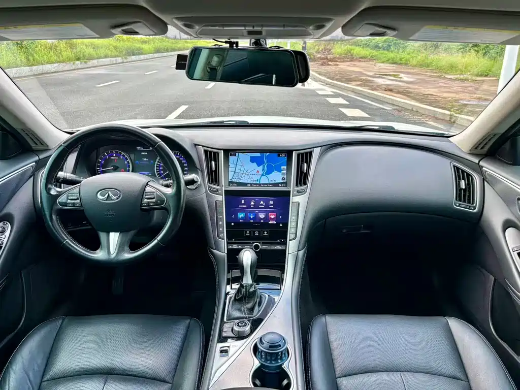 Infiniti Q50L — миниатюра 5