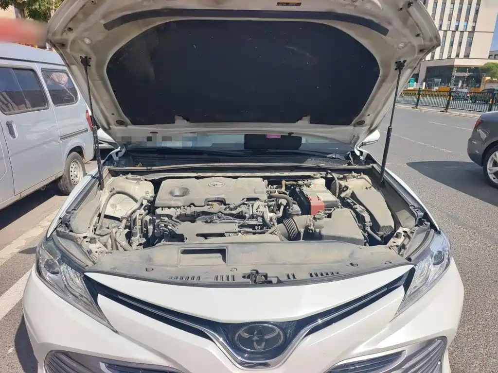 Toyota Camry — миниатюра 16