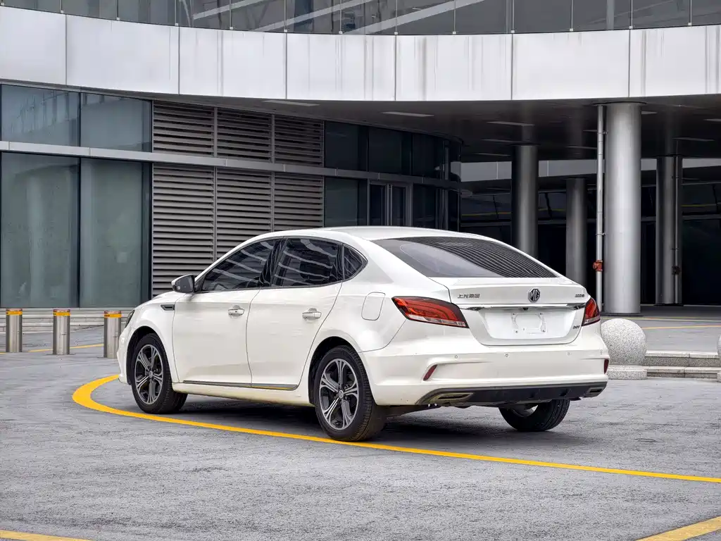 MG MG6 20T Auto Luxury Connected Edition China V, фото 7
