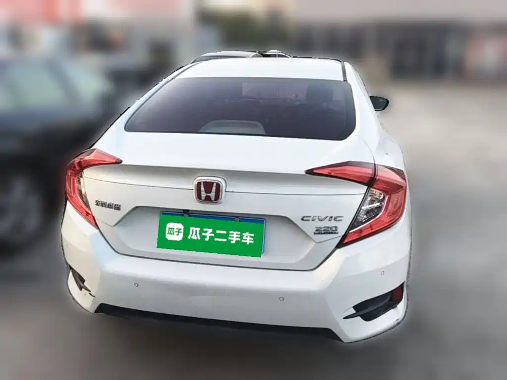 Honda Civic — миниатюра 8