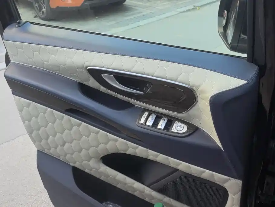 Mercedes-Benz Vito — миниатюра 7