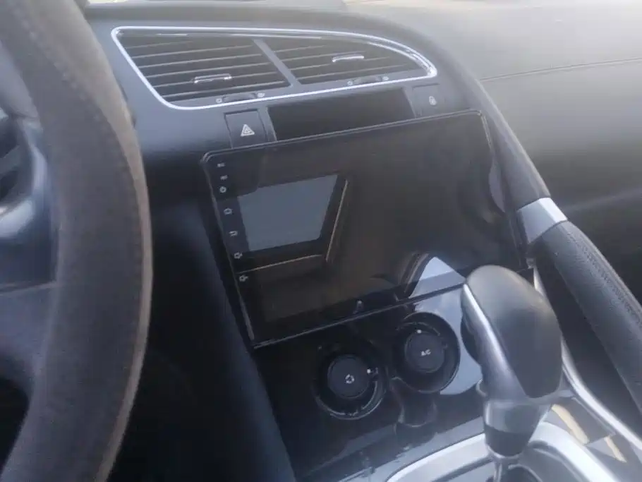 Peugeot 3008 — миниатюра 13